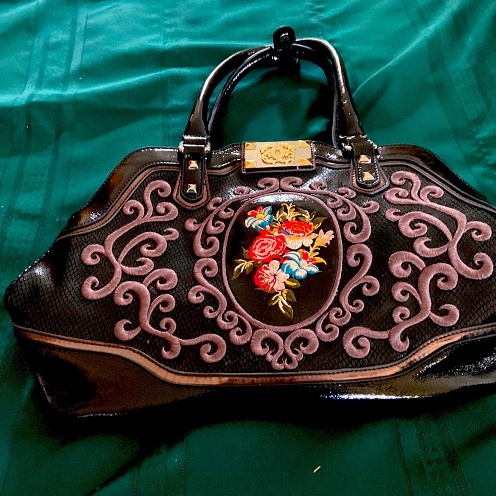 Sharif purse